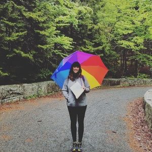 Meet your Posher, Kira